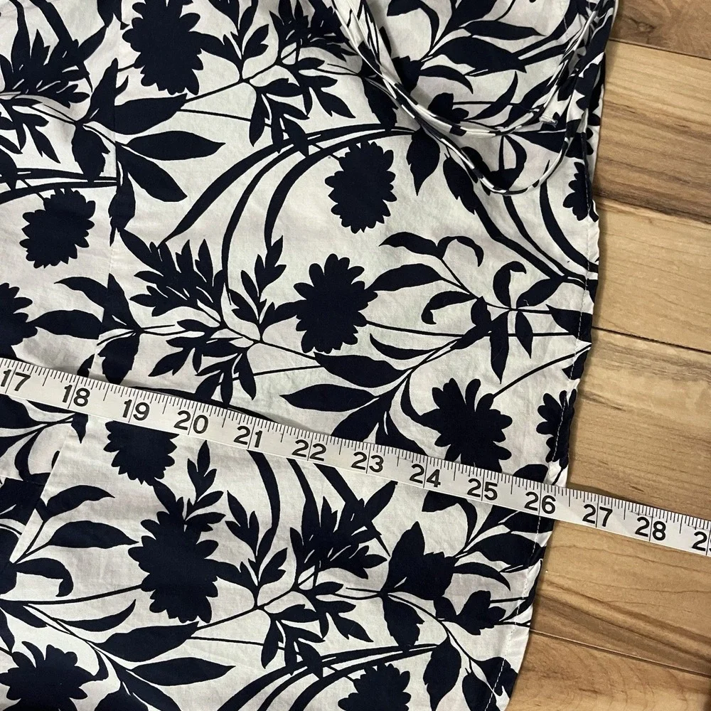 Old Navy Wrap Top Blouse Sz 3X Cotton Short Puff Sleeve Black White Floral